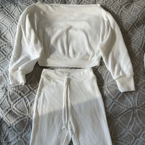 WOMANS FASHION NOVA BIKER SHORT SET